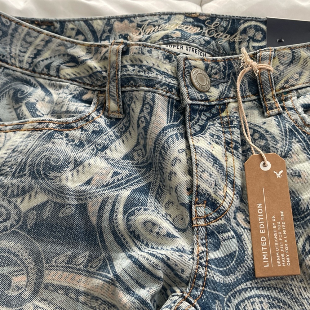 American Eagle Jean